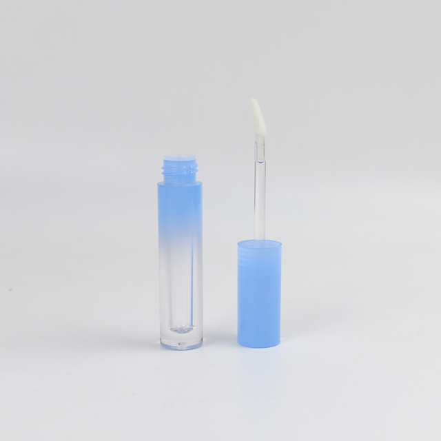 Pulverización de gradiente Color espeso Fabricante de botellas de brillo de labios