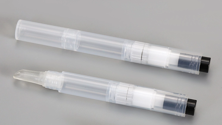 Vacío Haga clic en la pluma cosmética: fácil control de flujo, uso flexible y respaldo sólido de fábrica