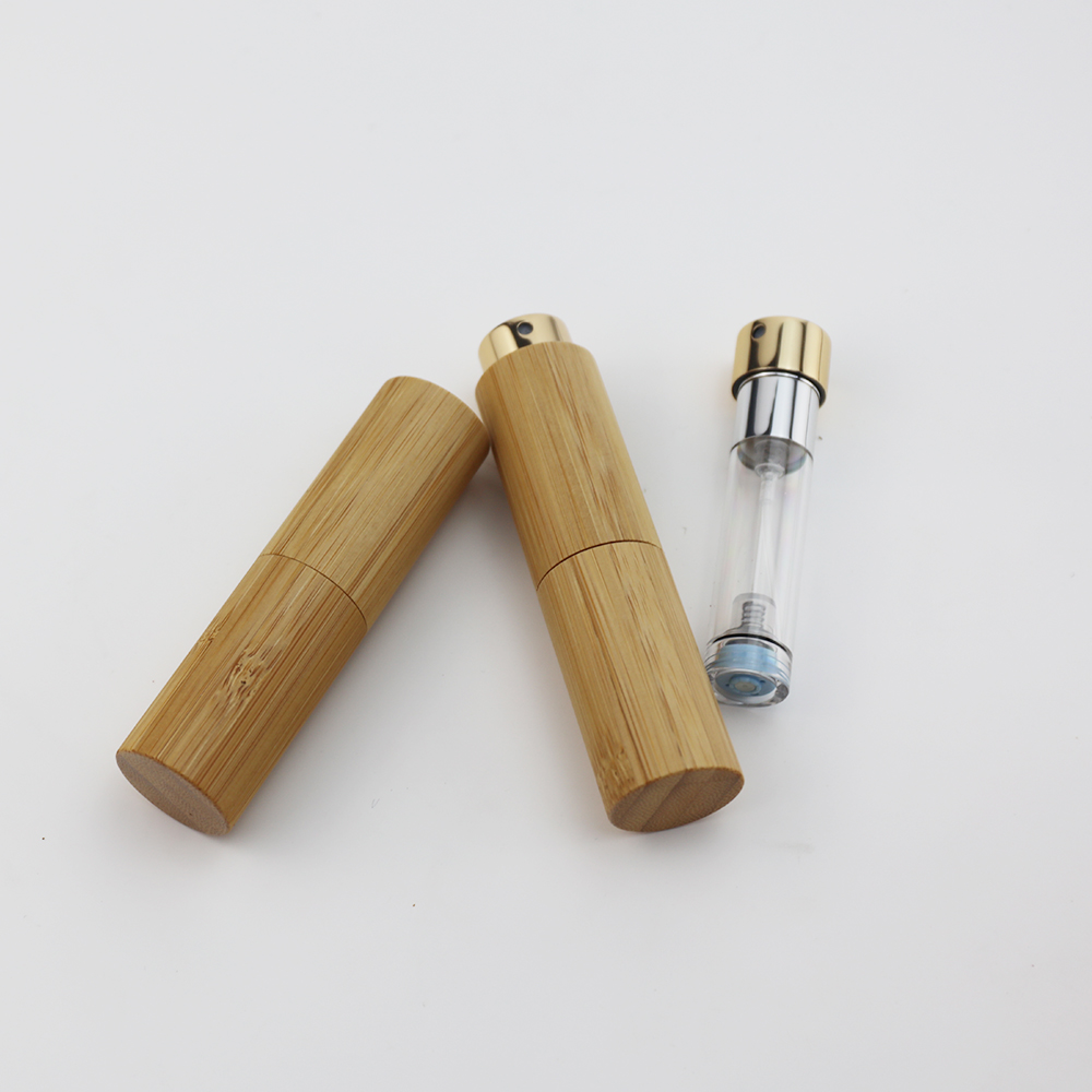 5 ml Twist arriba Botella de atomizador de perfume de bambú llena de fondo