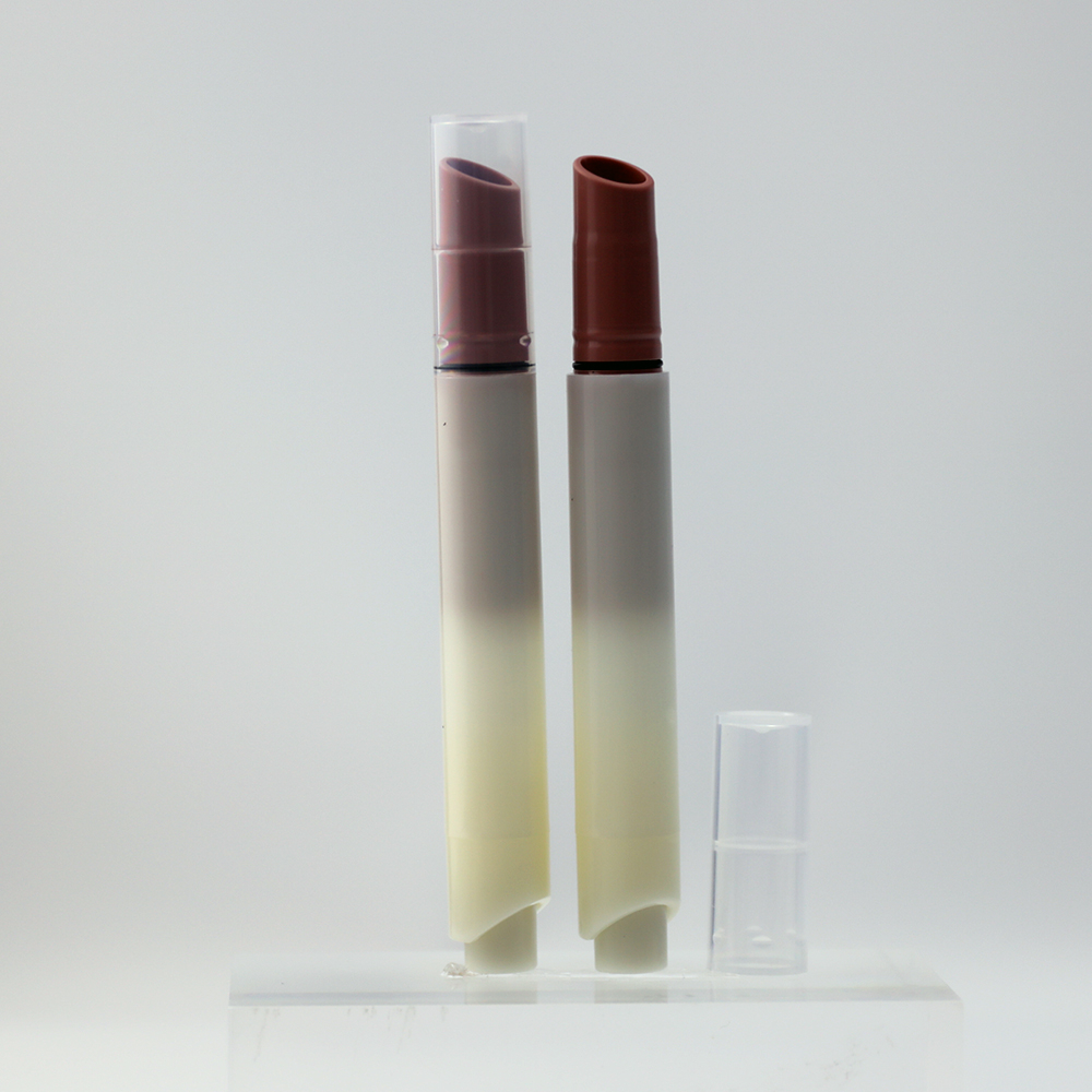 Fabricante de lápiz de lápiz labial de clic de plástico vacío