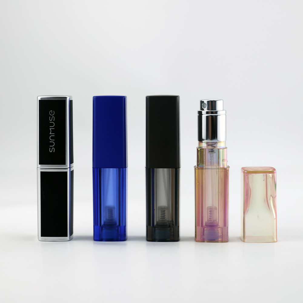 Square 5 ml PCTA Atomizador de perfume lleno de fondo
