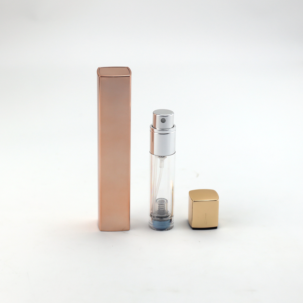 5 ml Presione el atomizador de perfume de plástico relleno de fondo cuadrado